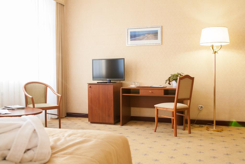 City Hotel Tien Shan Koktobe Luaran gambar