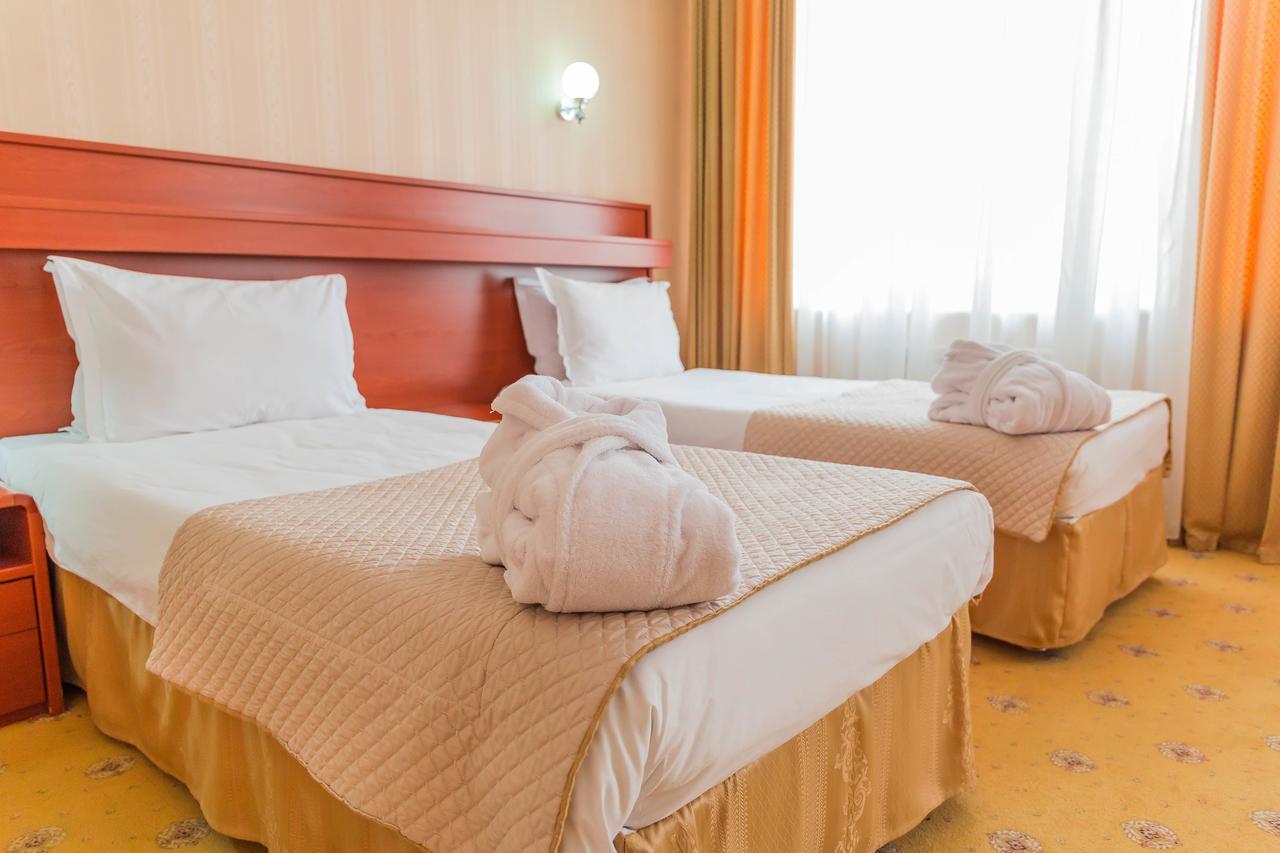 City Hotel Tien Shan Koktobe Luaran gambar