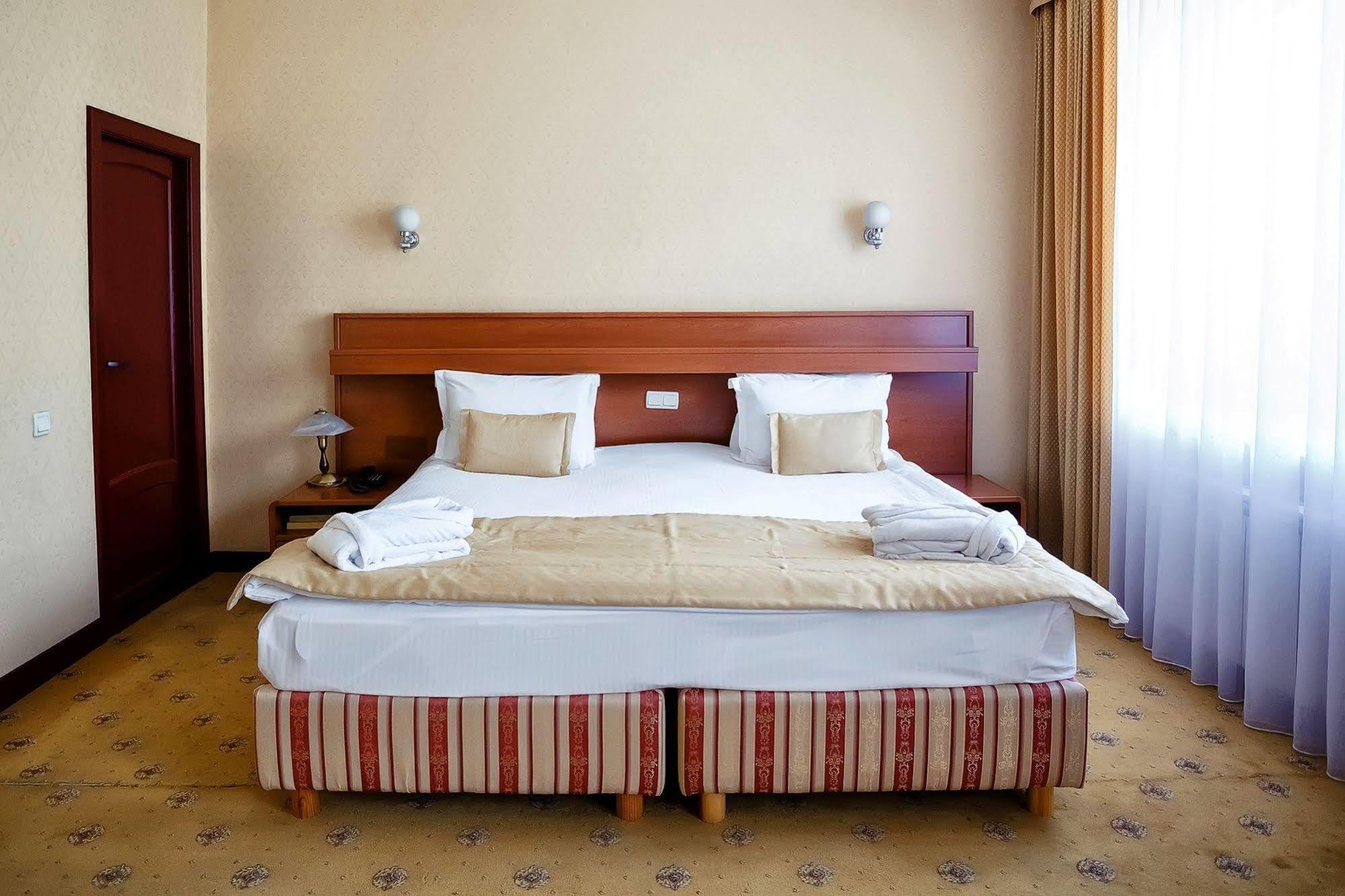 City Hotel Tien Shan Koktobe Luaran gambar