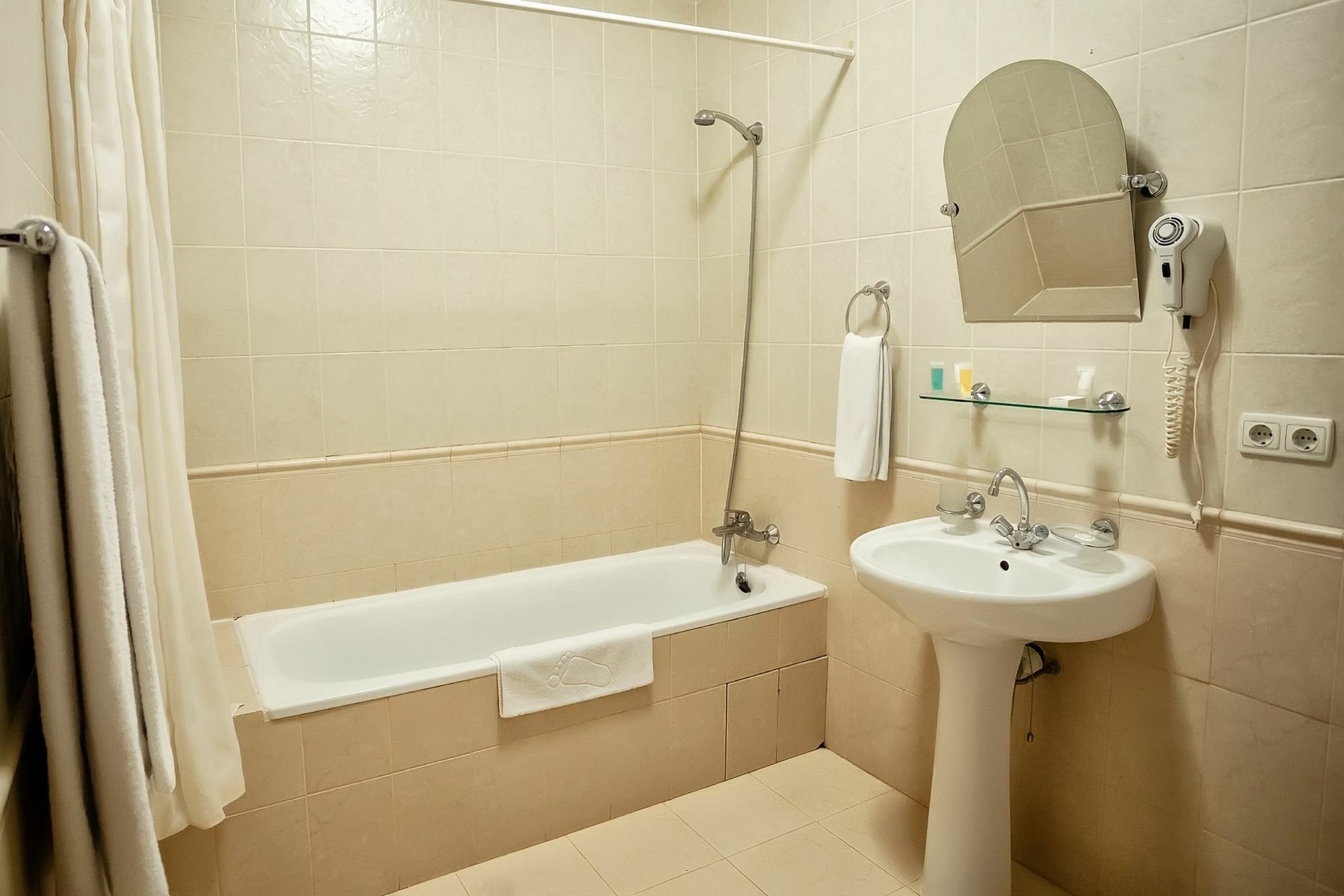 City Hotel Tien Shan Koktobe Luaran gambar